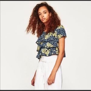 Zara ruffled floral tiered crop top size medium